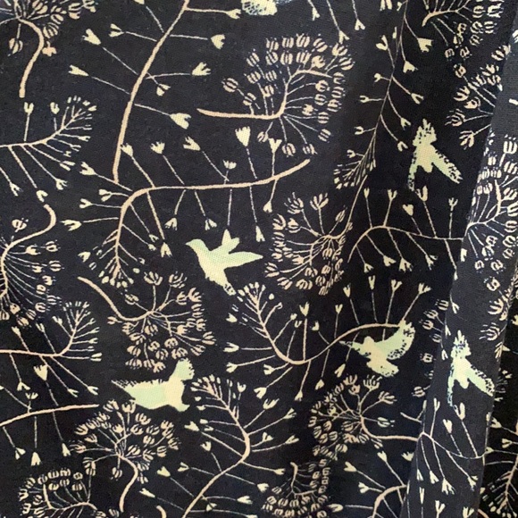 H&M Pattern Shirt - Picture 2 of 4